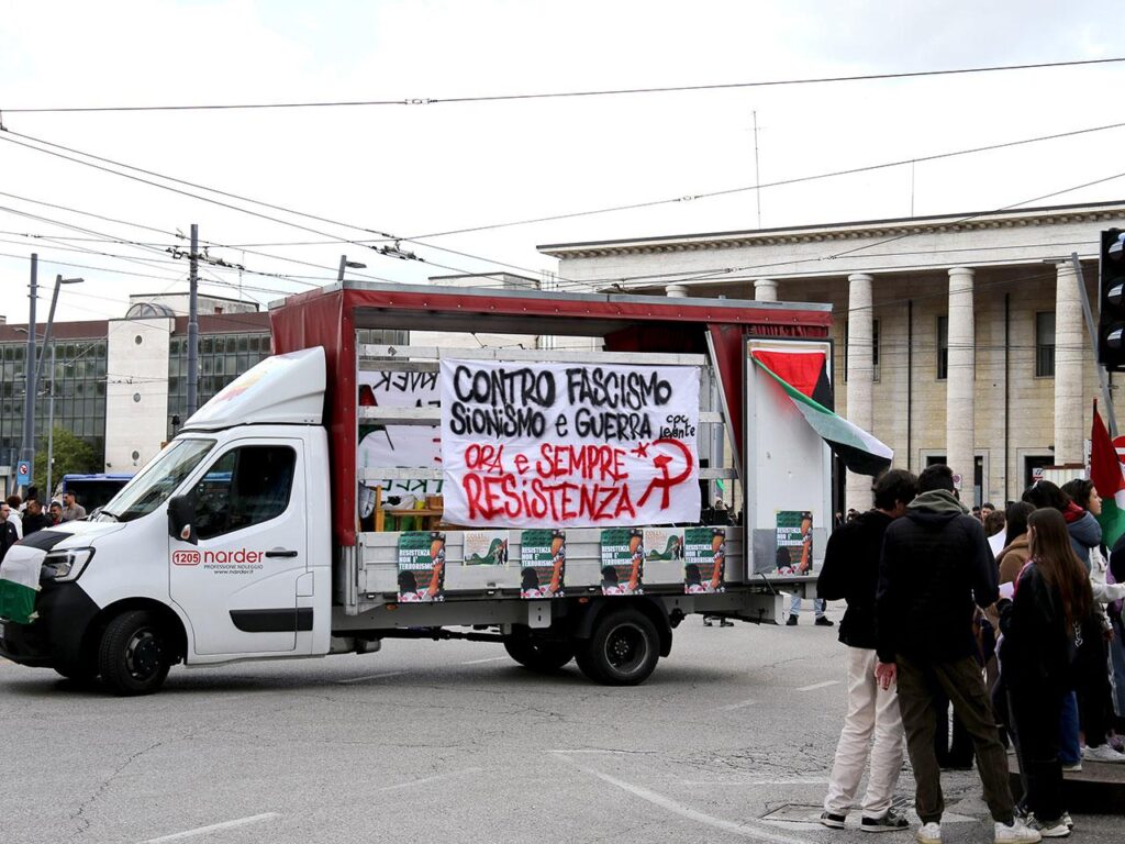 25 aprile per la Palestina a padova, contro crisi, guerra e sfruttamento